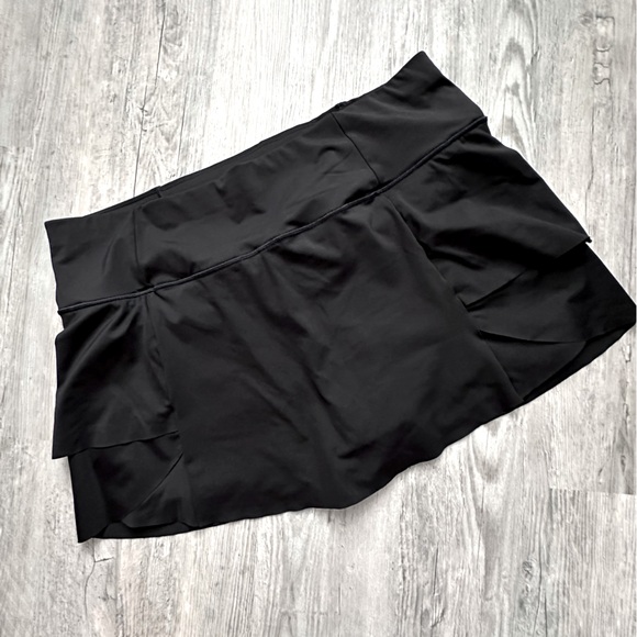 NWOT Athleta Momentum Black Skort Woman’s Size XL - Picture 2 of 7